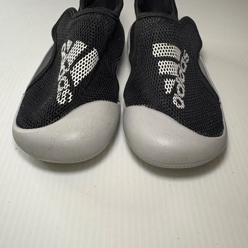 Adidas Altaventure Boys Sport Swim Sandals Water Shoes Sneakers Sz 2 Black/Gray